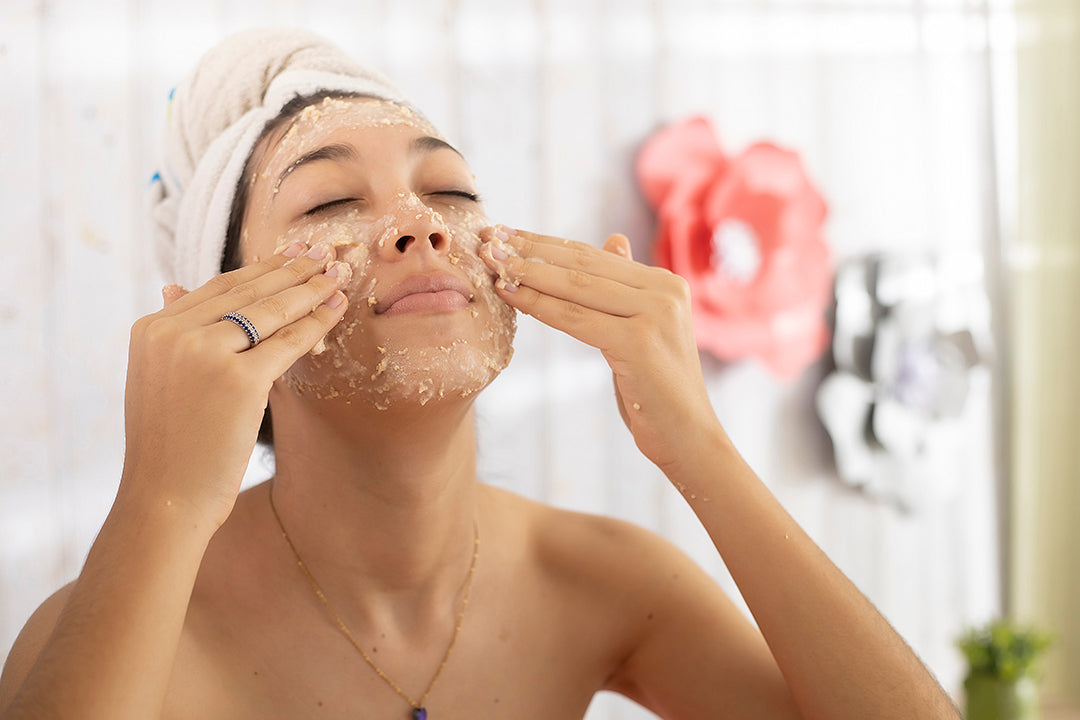 The Surprising & Rejuvenating Skin Benefits of Oatmeal